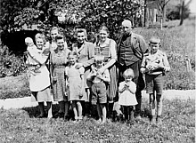 Die Familie des Bauern Kurt Schirmacher