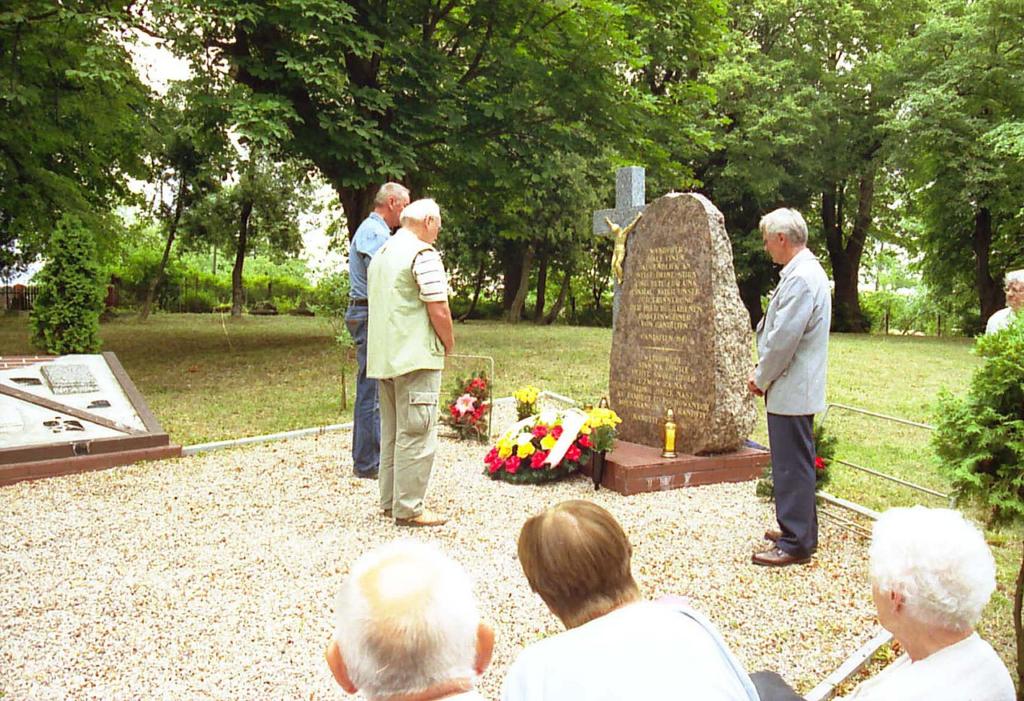 Totenehrung 2006 auf dem Ehrenfriedhof