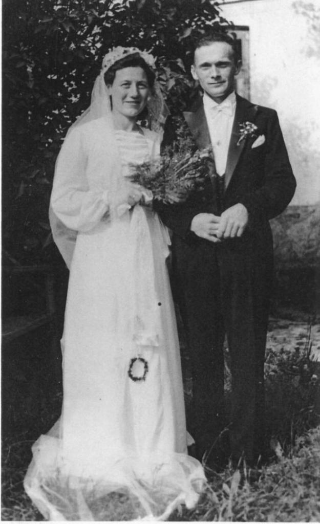 Das Brautpaar Elsa und Kurt Baumgart 1941