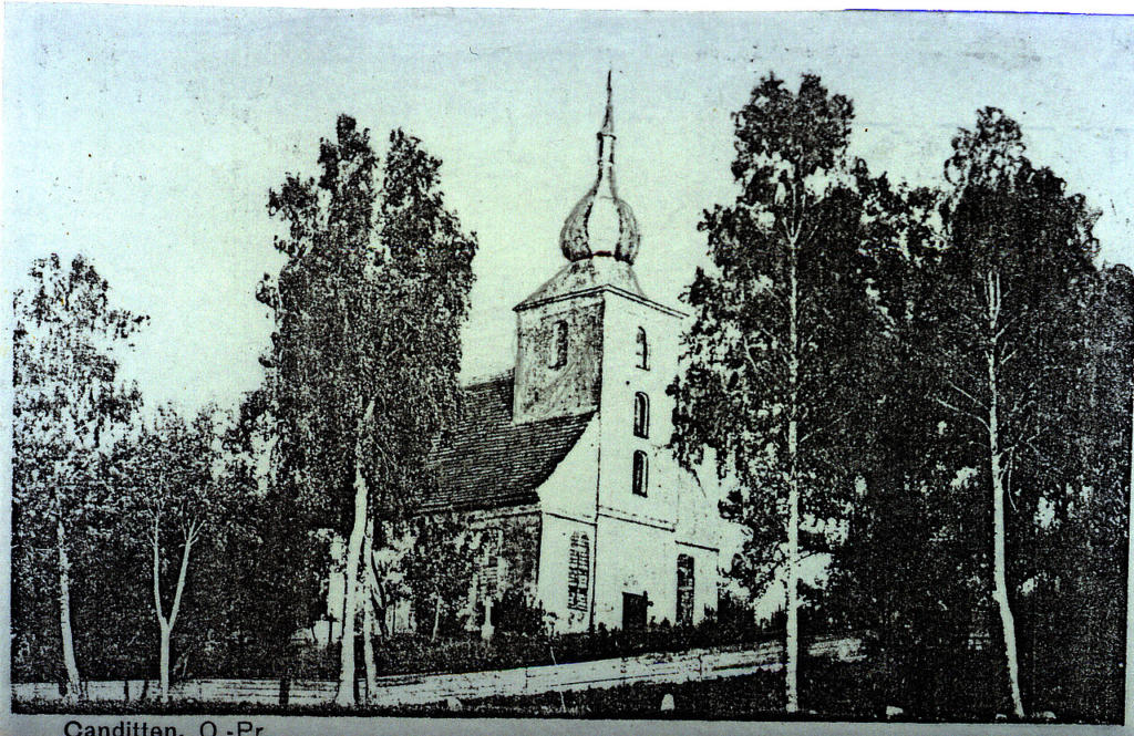 Die Kirche von Canditten um 1930 (Ansichtskarte)